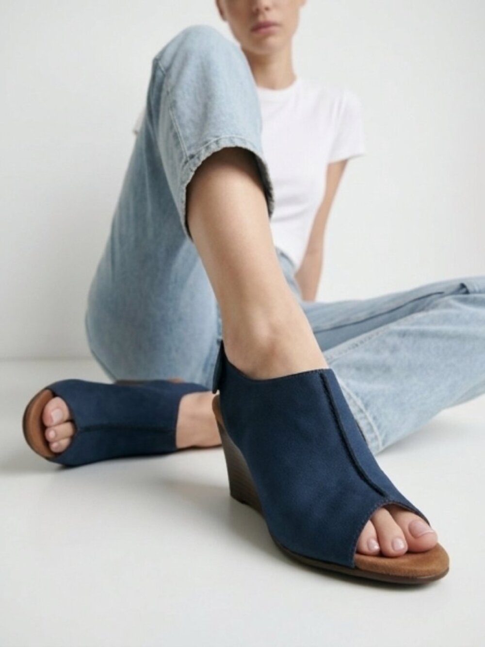 Aerosoles Heelrest Navy Wedge Sandals